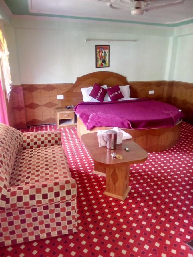 Gautam Hotel & Cottage Маналі Екстер'єр фото